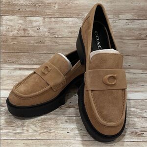 Coach tan peanut suede loafers with black lug sole size 7B NWT shoes